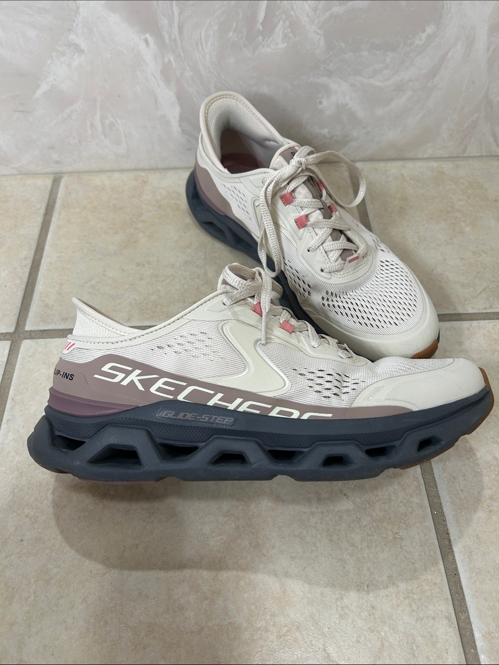 Skechers women’s glide slip ins